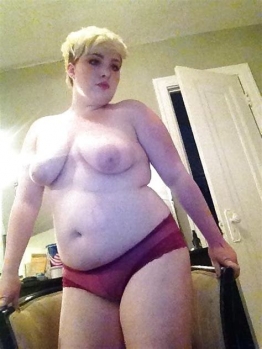 The night I pimped out my girlfriend Melinda to her cousins black boyfriend was fun. Melinda is a total slut who used to love fucking & sucking black men. Once she let two black guys tag team. She